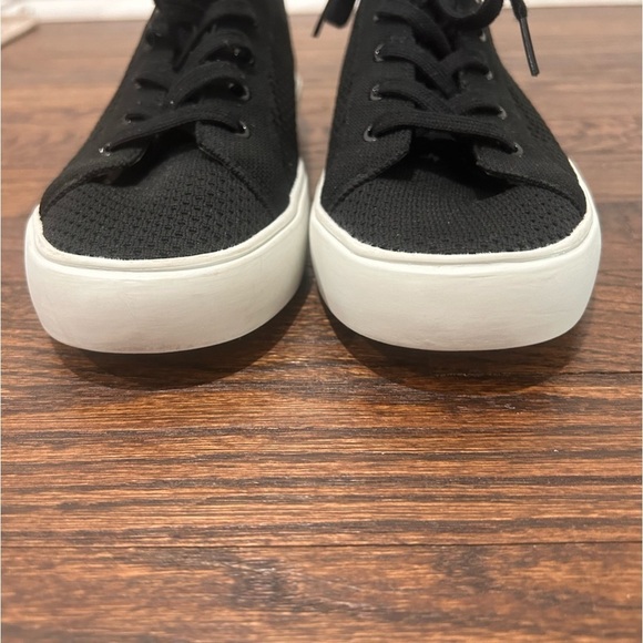 Marc Fisher Sashya Lace-Up Knit Sneakers Size 9M - Picture 9 of 9